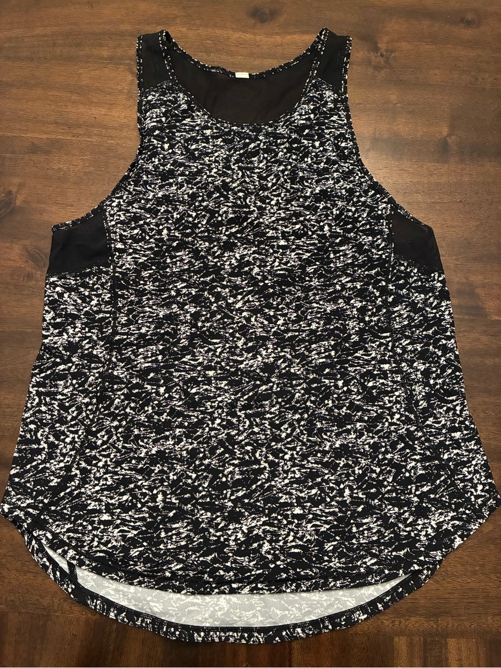 Lululemon Sculpt Tank II Size 6 Iced Wave White Black Tank Top